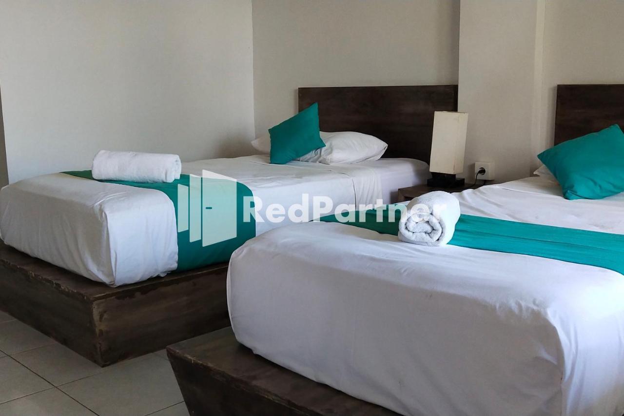 Pondok Sentana Guest House At Jalan Raya Uluwatu Redpartner Ungasan  Exterior photo